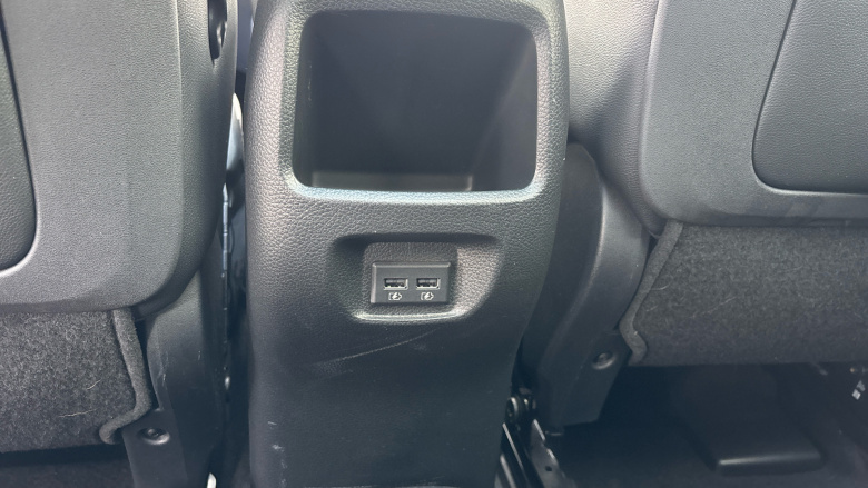 Nissan Qashqai 1.3 DiG-T 160 Tekna 5dr Petrol Hatchback